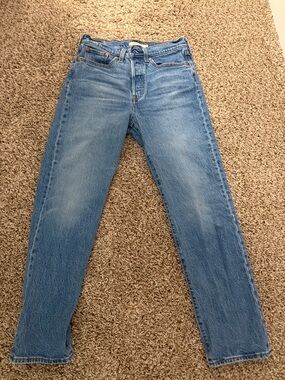 Levi's Women's Wedgie Straight Leg Jeans - Light Blue Denim